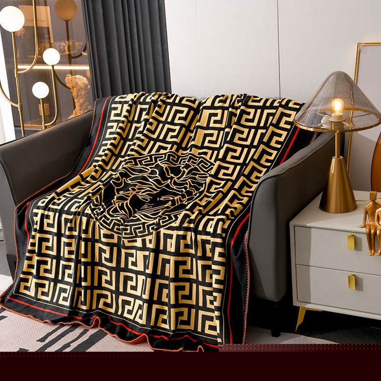 Versace 1.5x1.5m 1.5x2.0m 2.0x2.3m 03